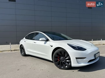 Авто Tesla Model 3 2023 № 7749819