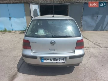 Авто Volkswagen Golf 2001 № 7749870