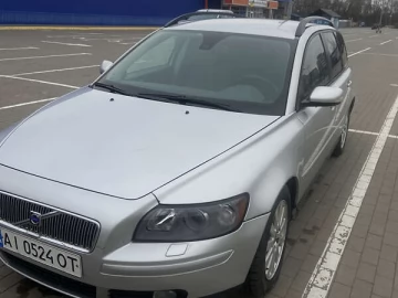 Авто Volvo V50 2004 № 7749883