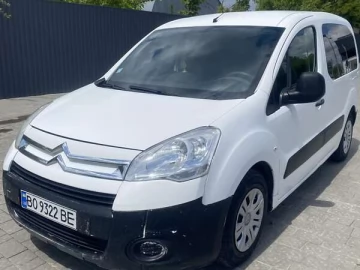 Авто Citroen Berlingo 2010 № 7749908