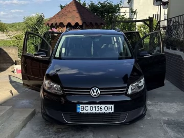 Авто Volkswagen Touran 2010 № 7749966