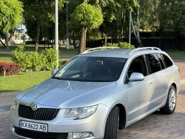 Авто Skoda Superb 2010 № 7749992