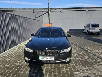Авто BMW 5 Series 2013 № 7750028