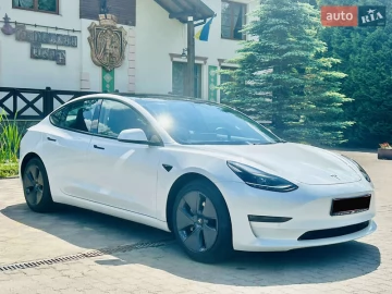 Авто Tesla Model 3 2022 № 7750055