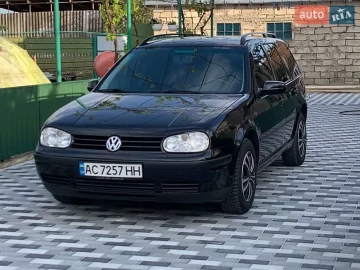 Авто Volkswagen Golf 2000 № 7750108