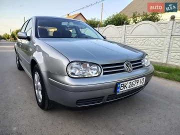 Авто Volkswagen Golf 2002 № 7750150