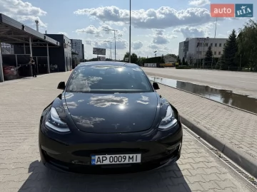 Авто Tesla Model 3 2018 № 7750324