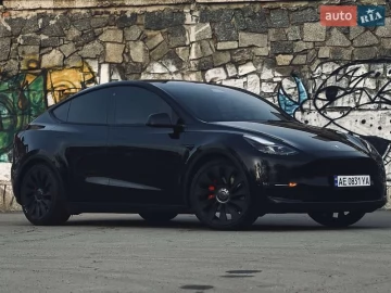 Авто Tesla Model Y 2022 № 7750344