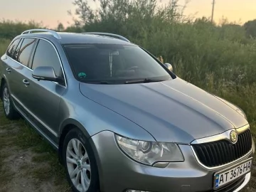 Авто Skoda Superb 2012 № 7750368