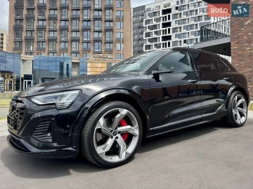 Авто Audi Sq8 E-Tron 2023 № 7750706