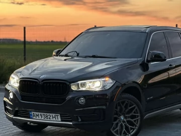 Авто BMW X5 2018 № 7750838