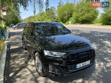 Авто Audi Q7 2022 № 7751330
