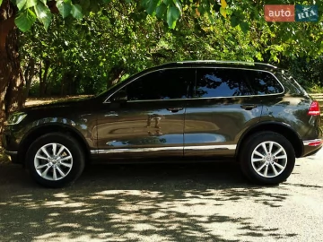 Авто Volkswagen Touareg 2016 № 7751489