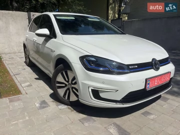 Авто Volkswagen E-Golf 2017 № 7751677