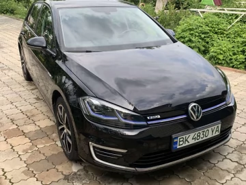 Авто Volkswagen E-Golf 2019 № 7751707