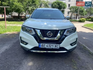 Авто Nissan Rogue 2017 № 7752157