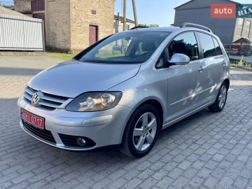 Авто Volkswagen Golf Plus 2008 № 7752485