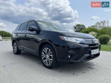 Авто Mitsubishi Outlander 2018 № 7752632