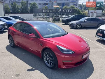 Авто Tesla Model 3 2023 № 7752677