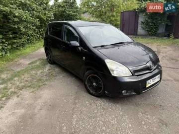 Авто Toyota Corolla Verso 2004 № 7752739