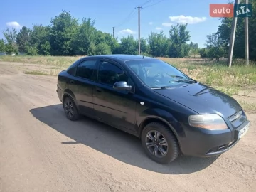 Авто Chevrolet Aveo 2005 № 7752740
