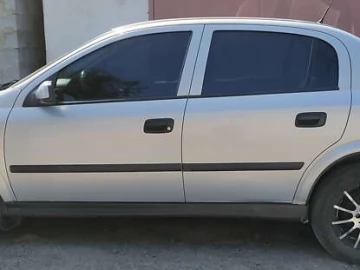 Авто Opel Astra 2004 № 7752773