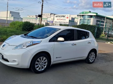 Авто Nissan Leaf 2015 № 7752862
