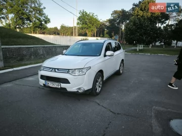 Авто Mitsubishi Outlander 2013 № 7753020