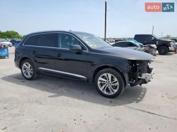 Авто Audi Q7 2020 № 7753094