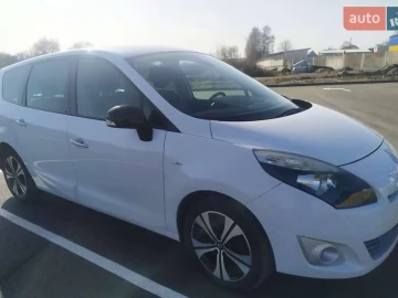 Авто Renault Grand Scenic 2011 № 7753214