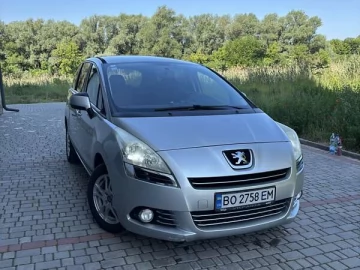 Авто Peugeot 5008 2010 № 7753234