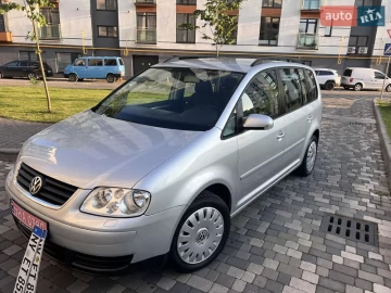 Авто Volkswagen Touran 2006 № 7753245