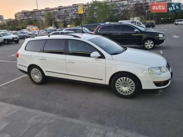 Авто Volkswagen Passat 2010 № 7753260
