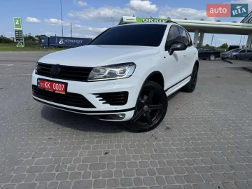 Авто Volkswagen Touareg 2016 № 7753291