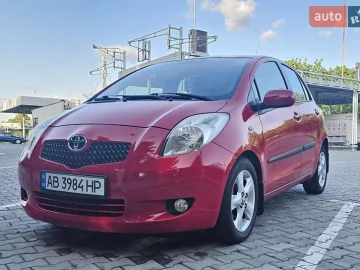 Авто Toyota Yaris 2008 № 7753396