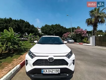 Авто Toyota Rav4 2018 № 7753429