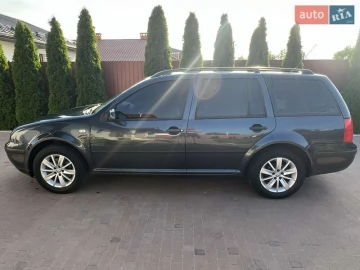 Авто Volkswagen Golf 2004 № 7753452