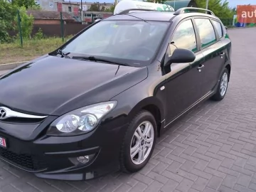 Авто Hyundai I30 2010 № 7753536