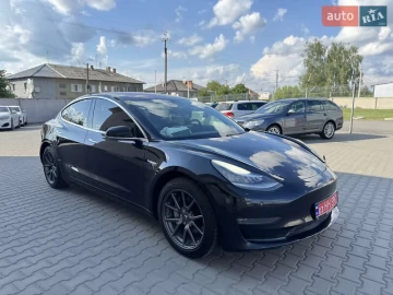 Авто Tesla Model 3 2018 № 7753556