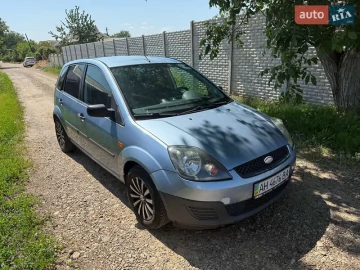 Авто Ford Fiesta 2005 № 7753603
