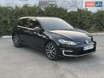 Авто Volkswagen E-Golf 2019 № 7753675