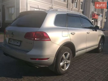 Авто Volkswagen Touareg 2013 № 7753693