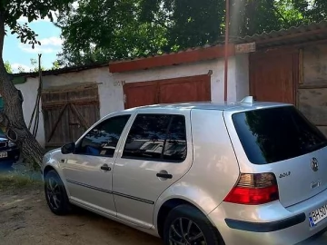 Авто Volkswagen Golf 2000 № 7753767