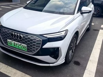 Авто Audi Q4 E-Tron 2023 № 7753875