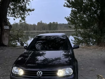Авто Volkswagen Golf 2001 № 7753921