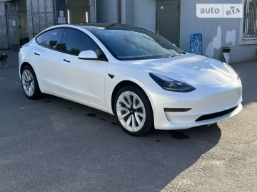 Авто Tesla Model 3 2022 № 7754062