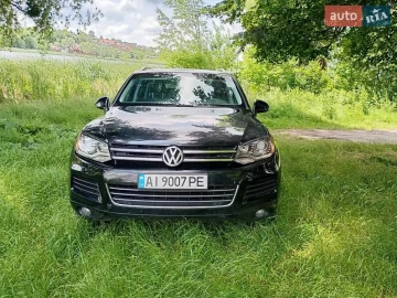 Авто Volkswagen Touareg 2014 № 7754070