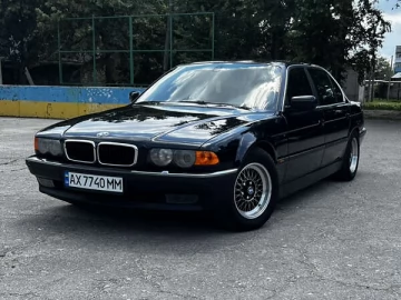 Авто BMW 7 Series 2000 № 7754287