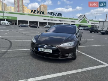Авто Tesla Model S 2013 № 7754340