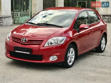 Авто Toyota Auris 2012 № 7754344